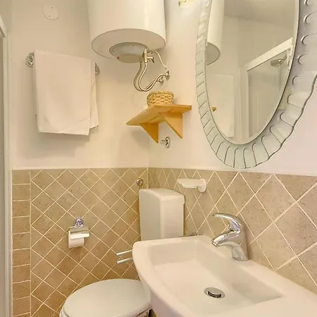 Oleandra Dom wakacyjny Vižinada